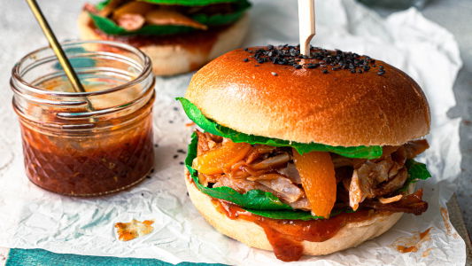 Rezept für Pulled Chicken Burger