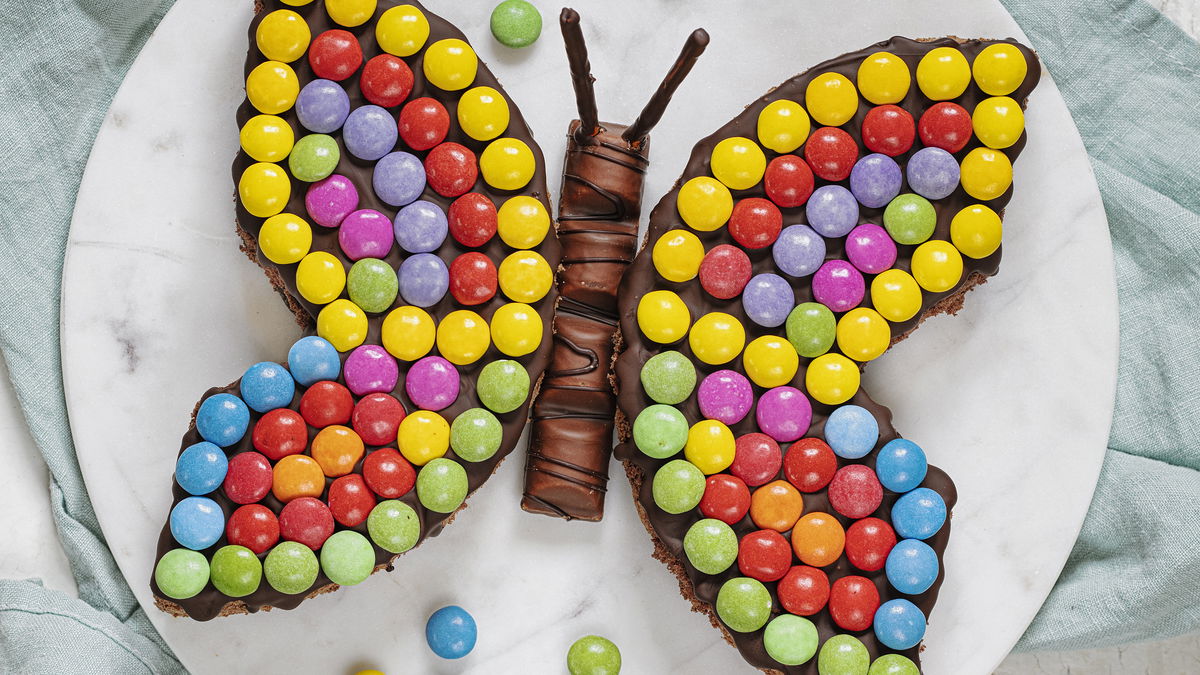 Rezept für Schmetterlingskuchen mit Smarties und Bueno 