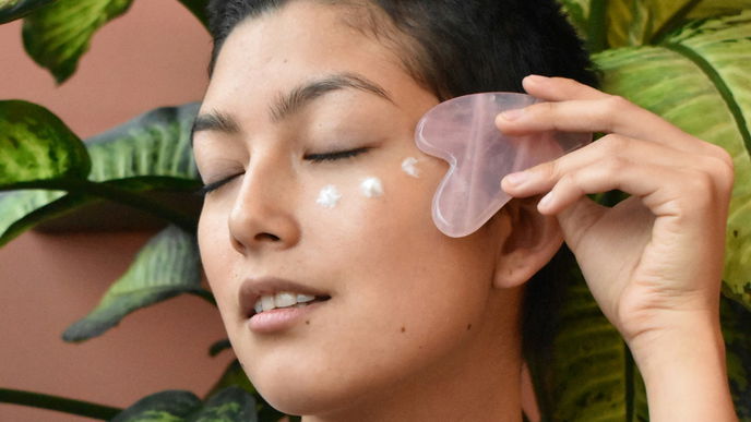 Statt Hyaluron: Dieses Anti-Aging-Wunder sollten Sie 2024 kennen