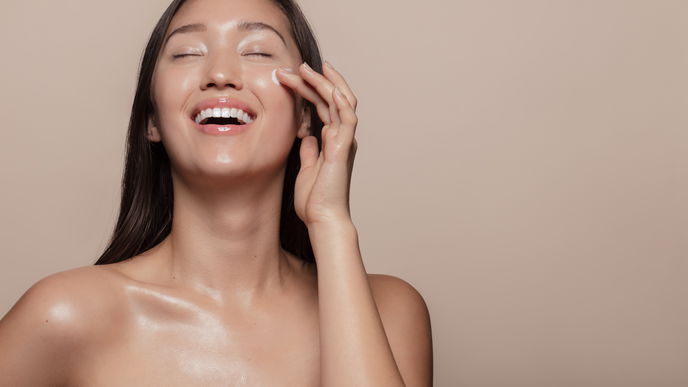 Schluss mit fettiger Haut: Azelainsäure ist der Geheimtipp gegen Akne, Pickel und Rosacea