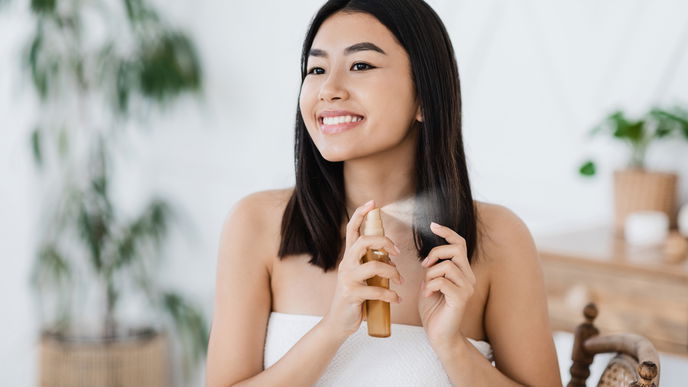 Ohne Schutz, ohne uns! Hitzeschutzsprays sind ein Muss beim Styling der Haare