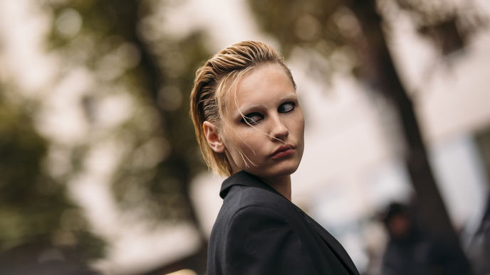 Bleached Eyebrows: So gelingen die hellen Augenbrauen