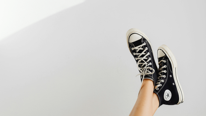 Chucks waschen: So sehen die Turnschuhe wieder aus wie neu