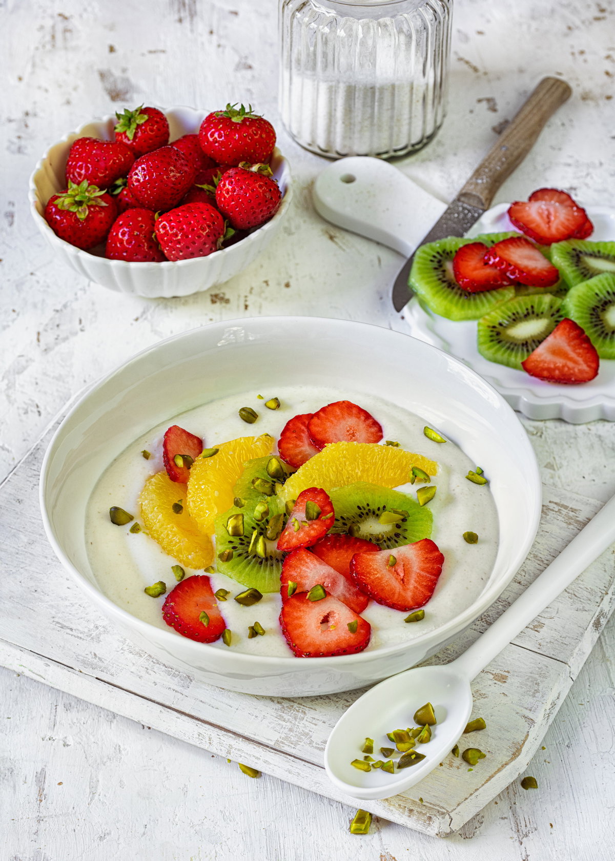 Frühstücks-Grießbrei mit Skyr und Obst
