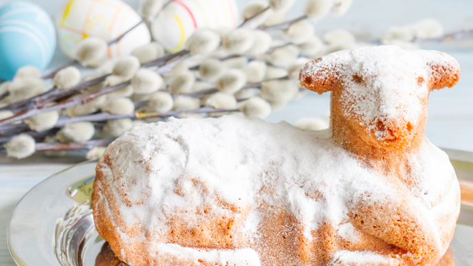 Süßer Hingucker für die Ostertafel: Saftiges Osterlamm einfach selber backen
