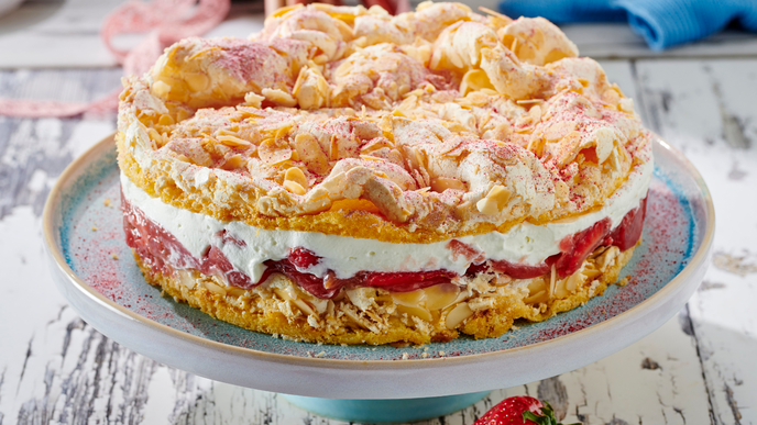 Rhabarber-Baiser-Torte: Warum dieses Landfrauen-Rezept das leckerste ist – und wie bei Oma schmeckt