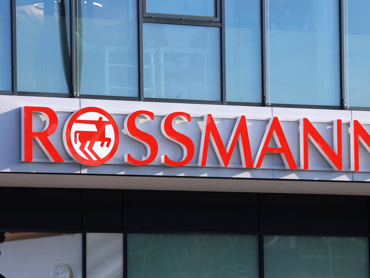 Rossmann Logo
