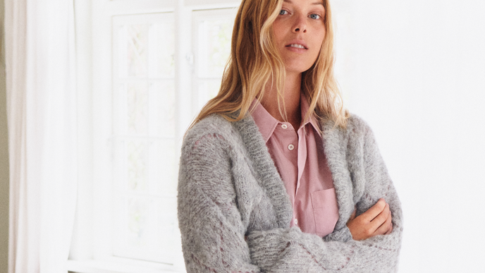 Top-Down-Strickjacke in einem Stück stricken: Mit dieser Anleitung gelingt es selbst Anfängerinnen