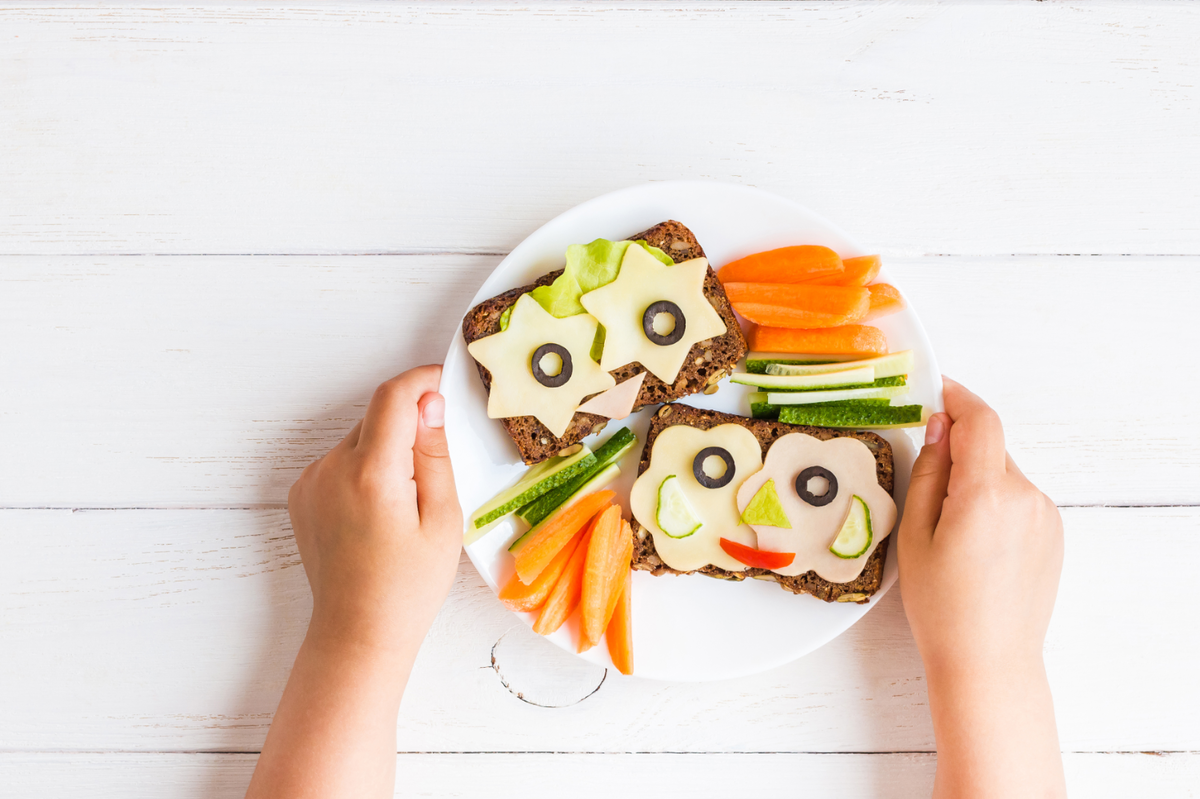 Lustige Brotgesichter