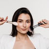Dewy Blush Sandwich: Mit diesem einfachen Rouge-Trick perfektionieren Sie den No-Make-up-Look