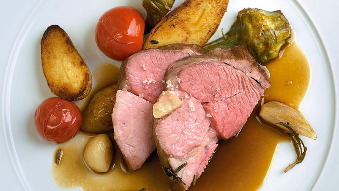 Rezept für Lammkeule mit Knoblauch und Artischocken