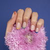 Wir lieben die minimalistischen Micro French Nails