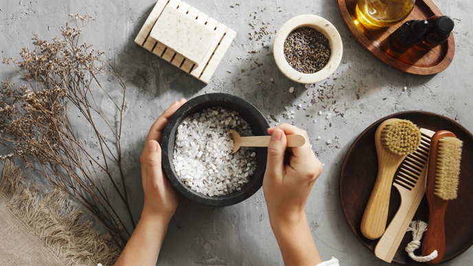 Naturkosmetik selber machen: Rezepte und Tipps für selbst gemachte Deos, Cremes & Co.