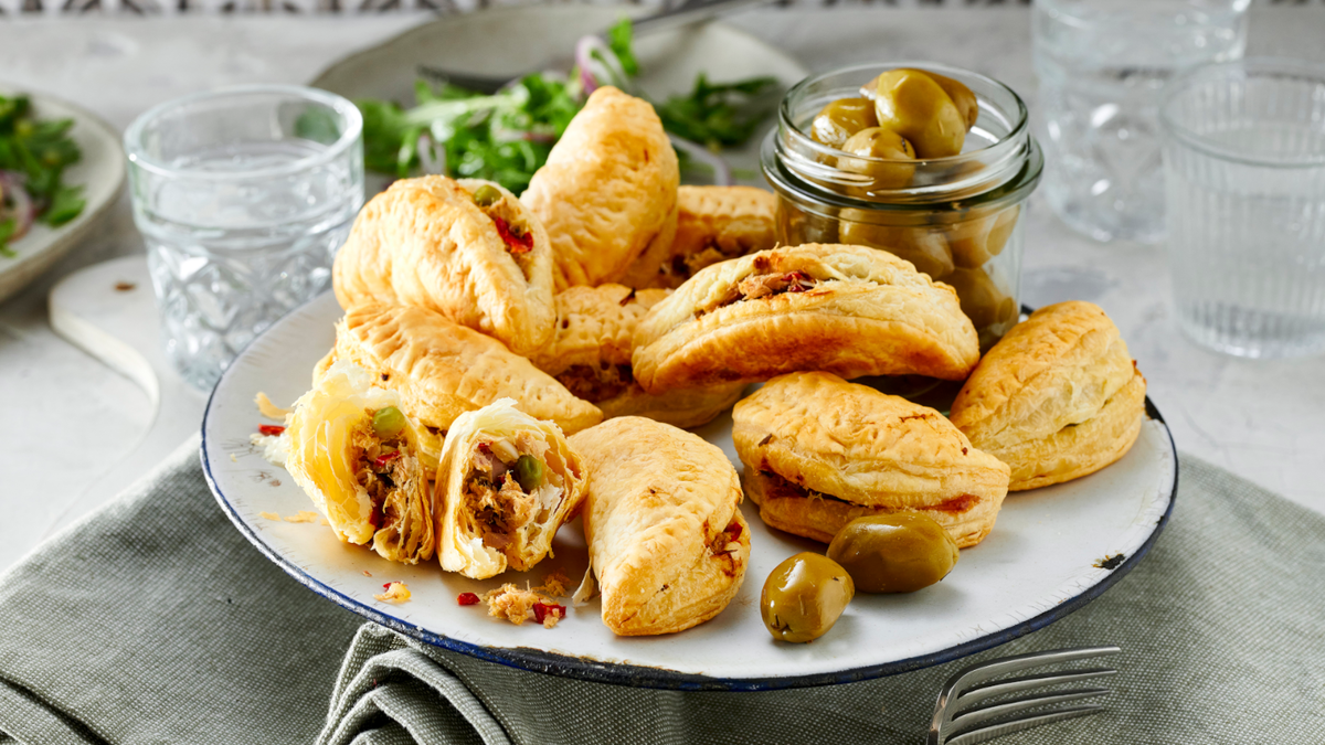 Empanadas mit Thunfisch und Oliven: Für dieses Fingerfood bekommen Sie unzählige Komplimente