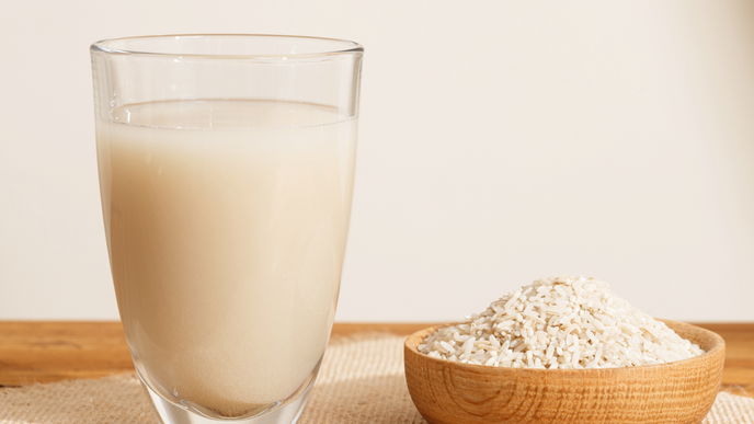 Reiswasser selber machen: Das Geheimrezept für schöne und gesunde Haare