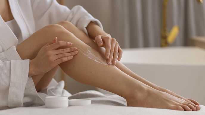 Anti-Aging für den Körper: Die besten Retinol Bodylotions für straffe Haut
