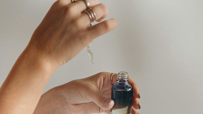 Nicht nur Anti-Aging: So hilft Retinol bei Akne