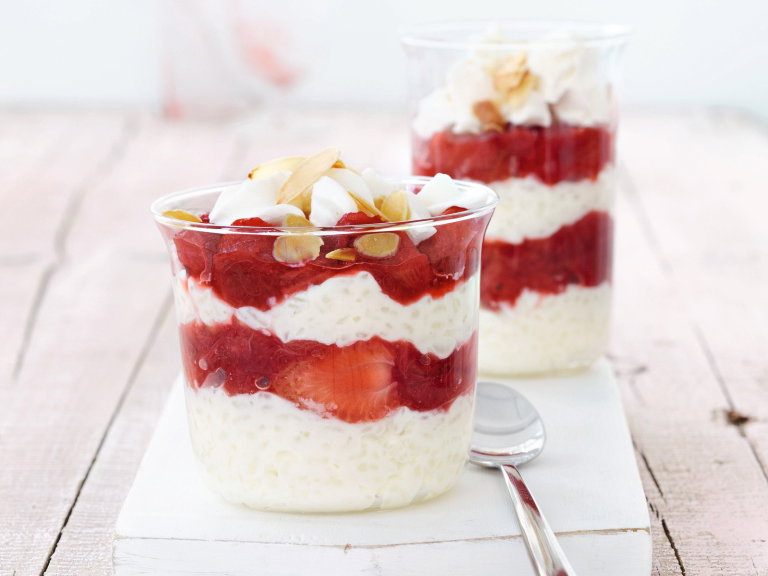 Rhabarber Trifle mit Aperol