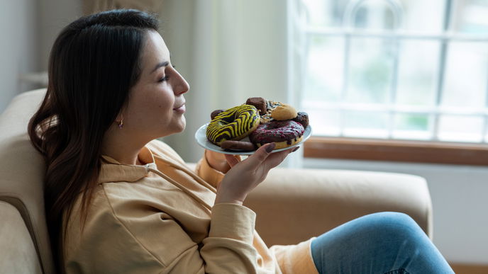 Signale für zu viel Zucker: 8 Anzeichen, dass Sie Ihren Naschi-Konsum überdenken sollten