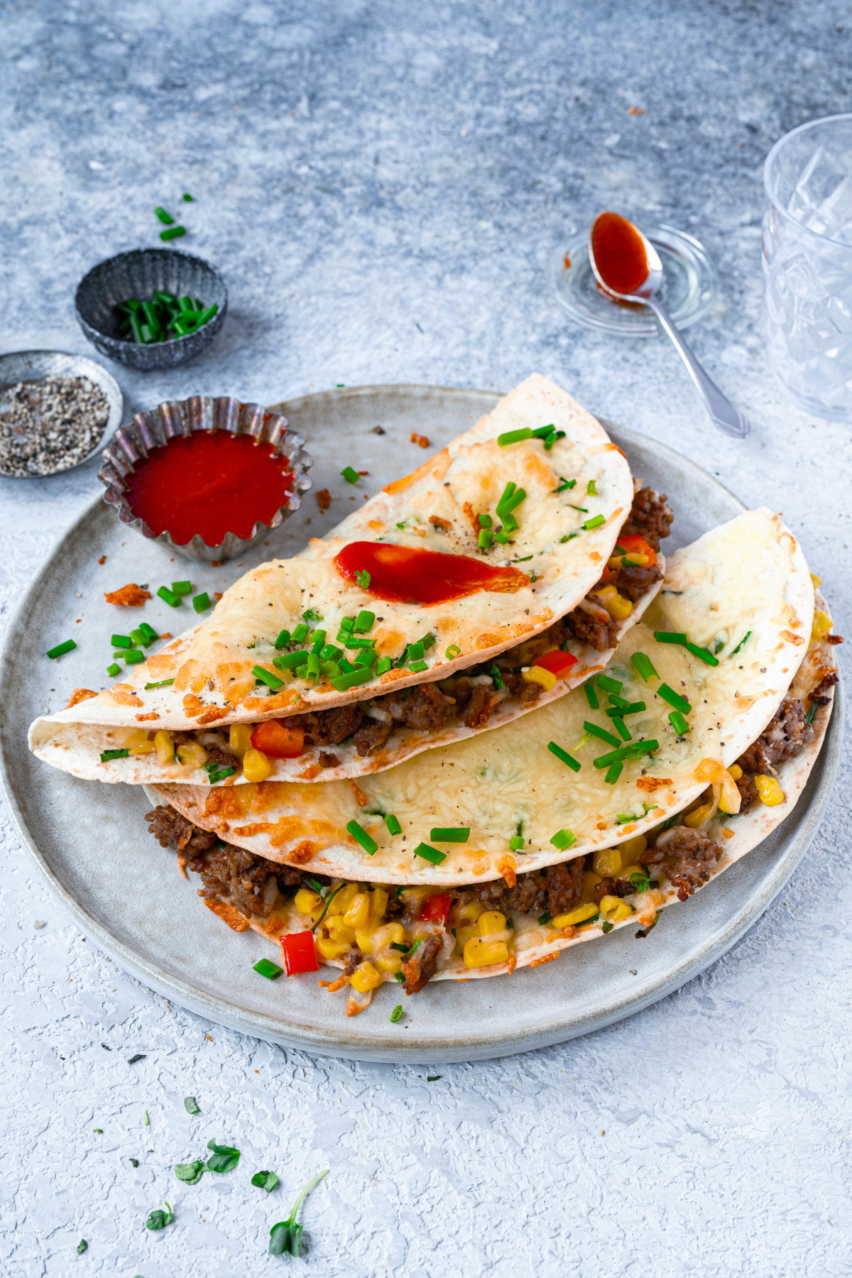 Überbackene Quesadillas mit Hack