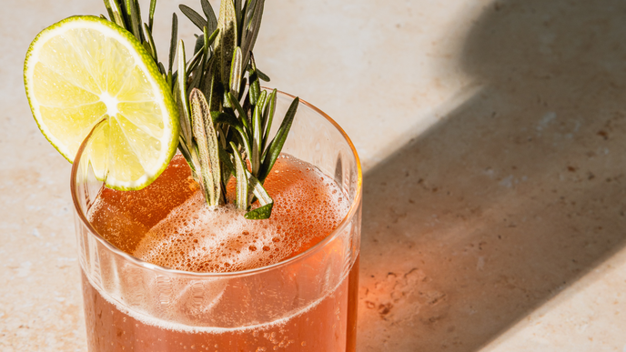 Aperitivo Rosato: SO mixen wir den leckeren Sommer-Aperitif