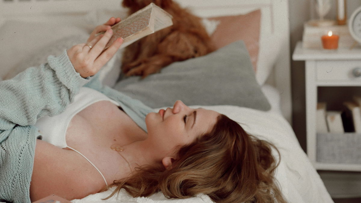 Bed Rotting: Darum kann der Self-Care-Trend gefährlich für die Psyche sein