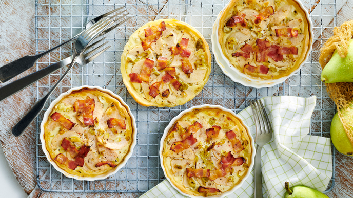 Saftig, herzhaft und süß zugleich: Unser Rezept für eine Birnen-Bacon-Quiche