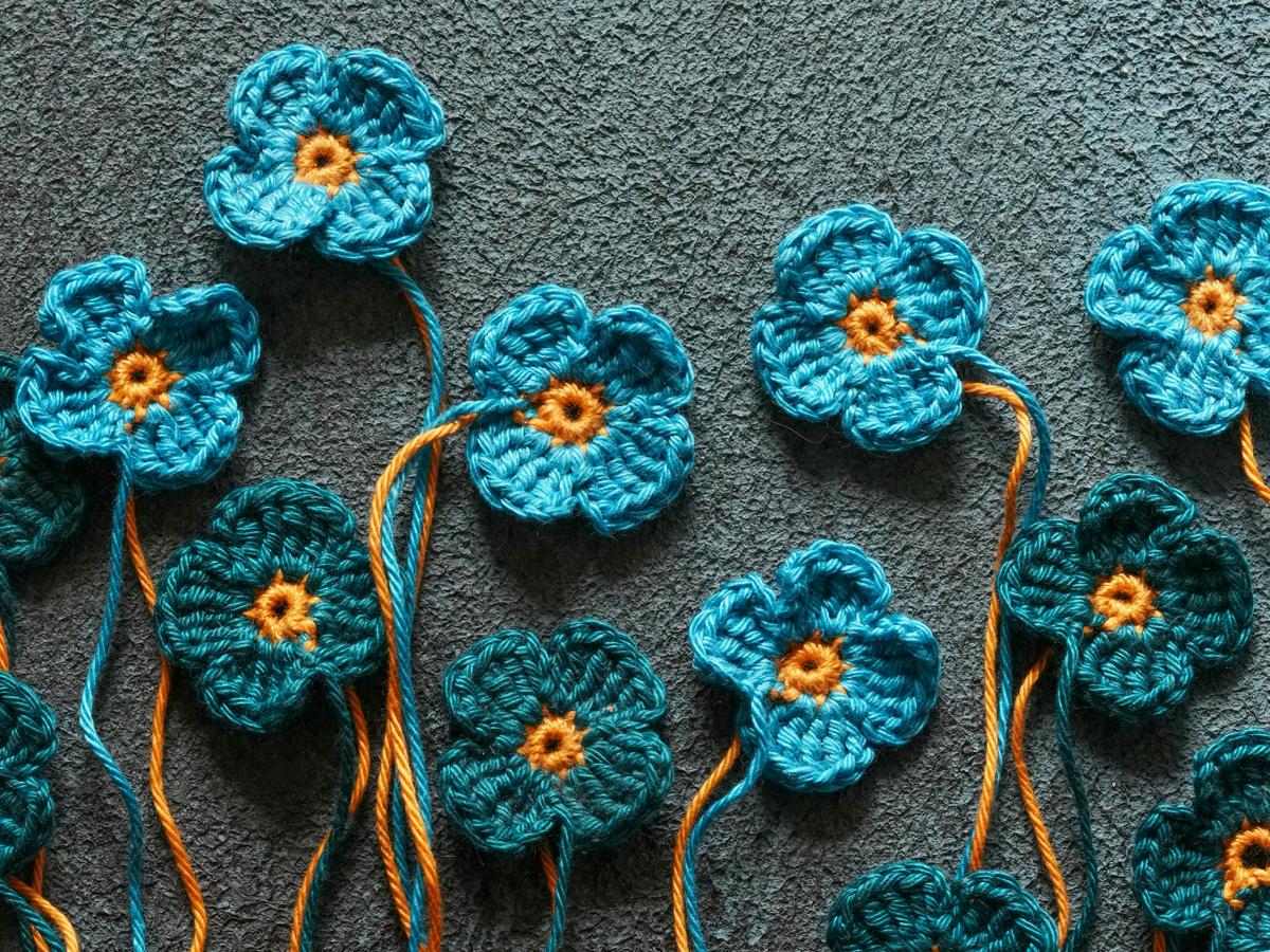 Selbst gehäkelte Blumen