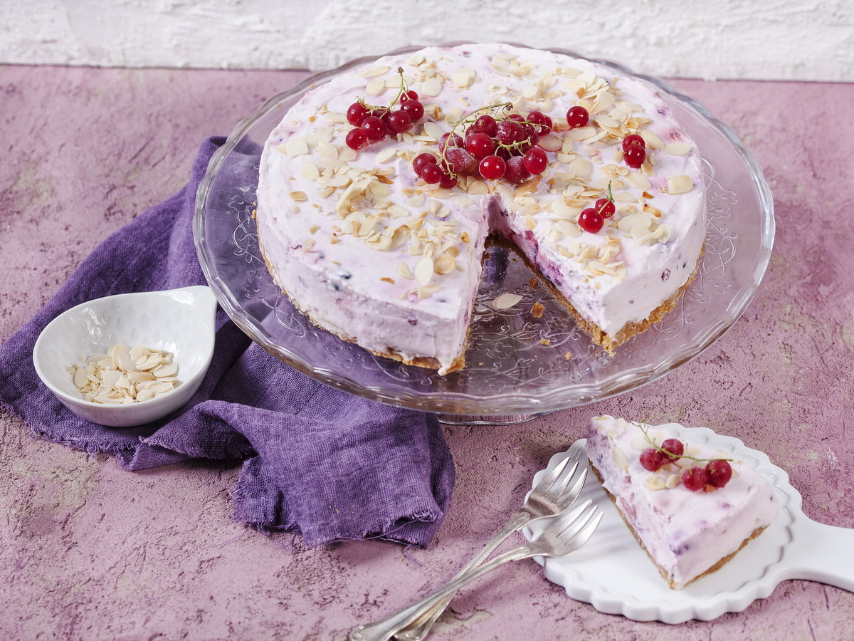 Beeren-Mascarpone-Torte