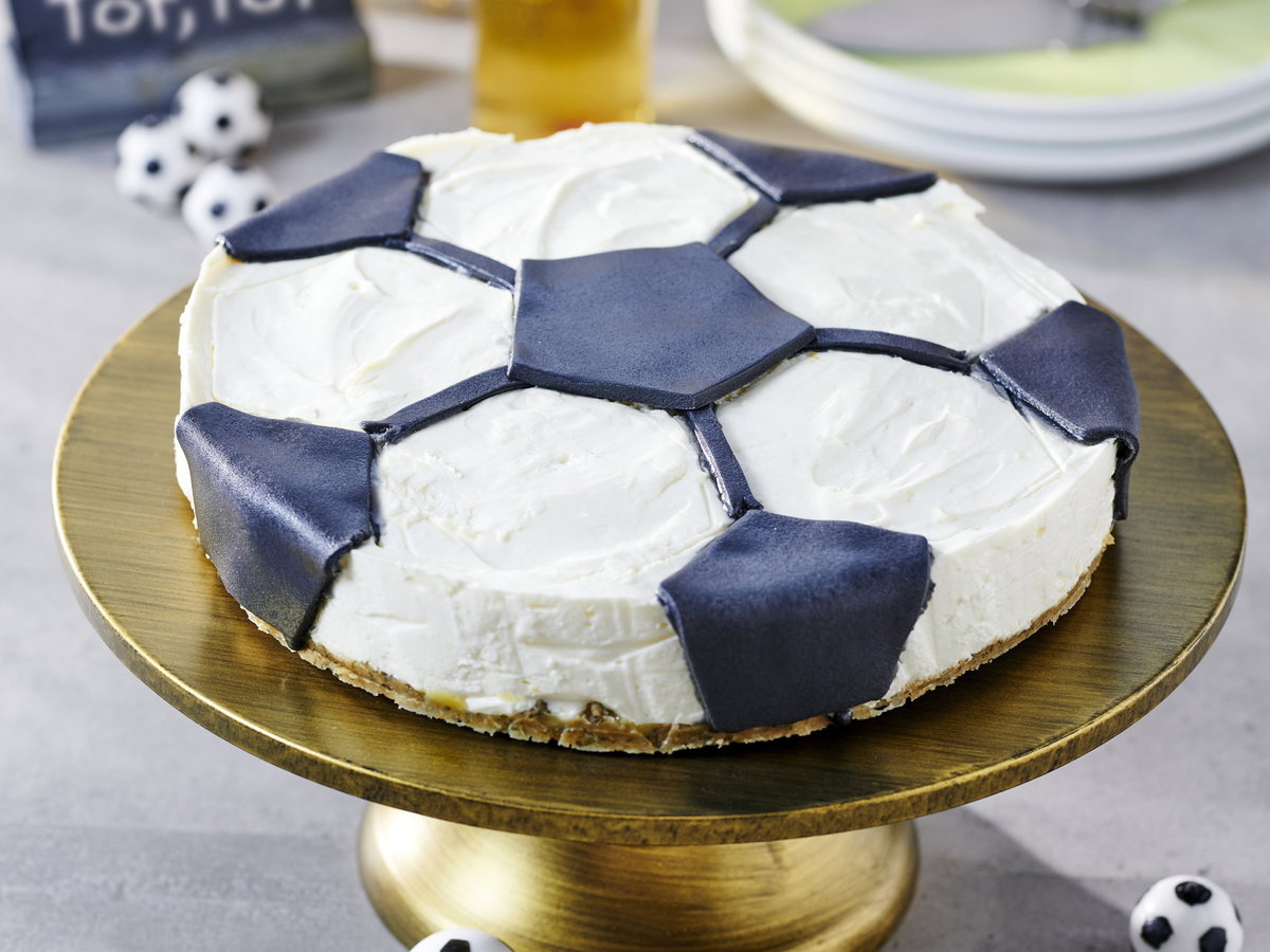 Fußball backen