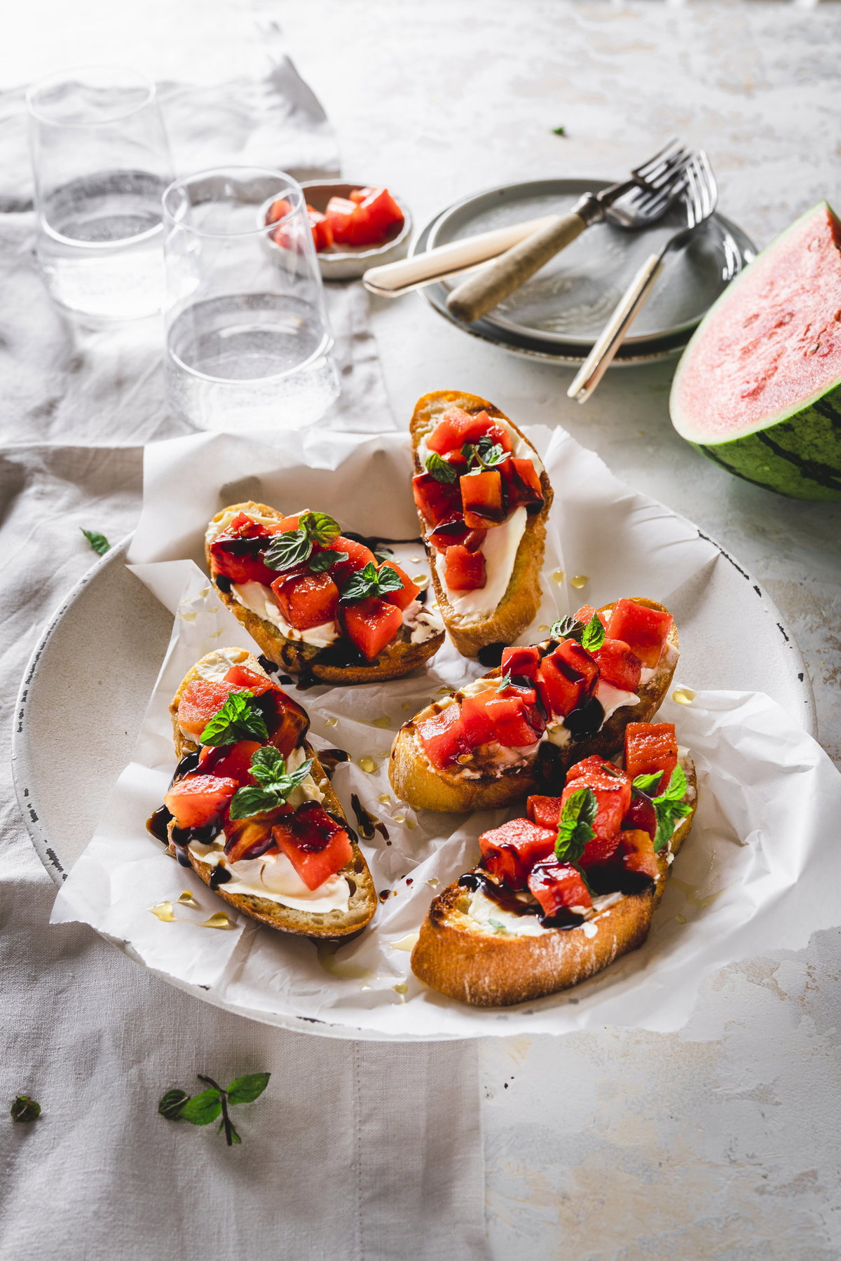 Röstbrot mit gegrillter Melone