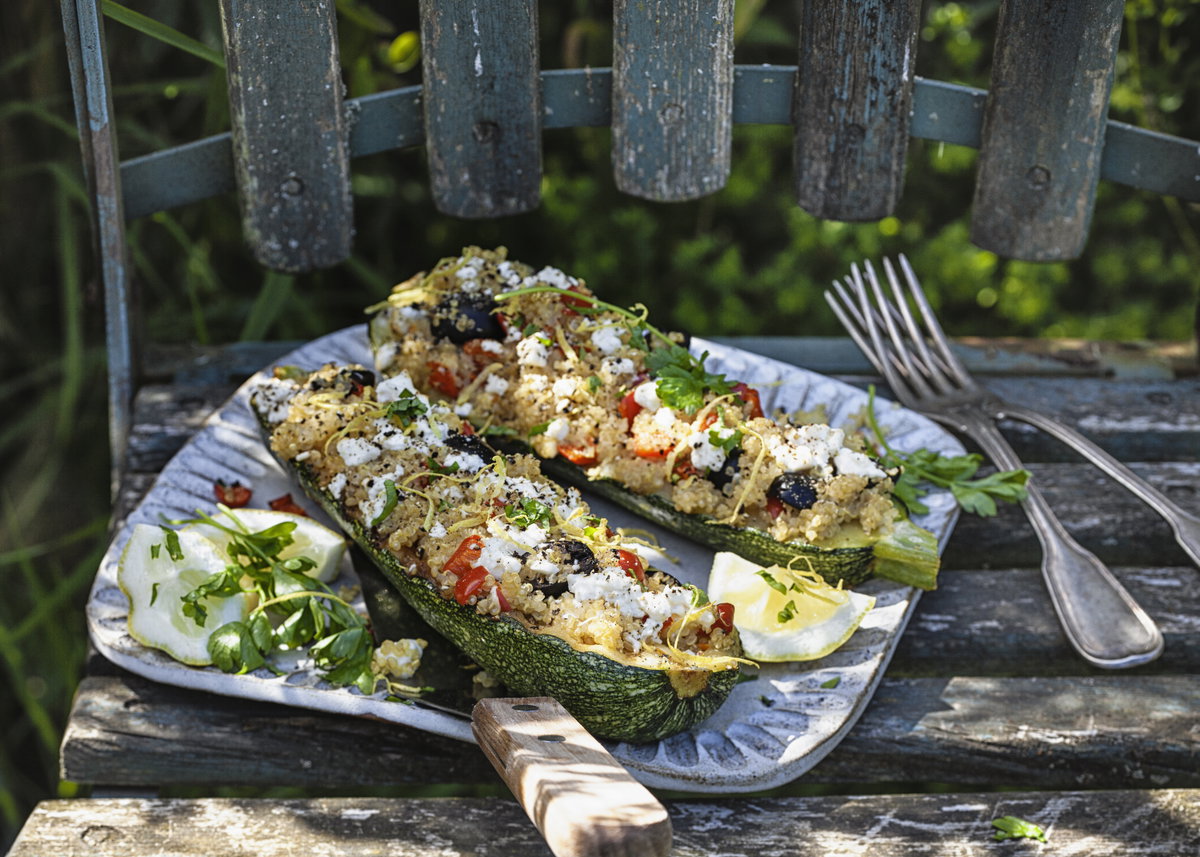 Gefüllte Zucchini vom Grill