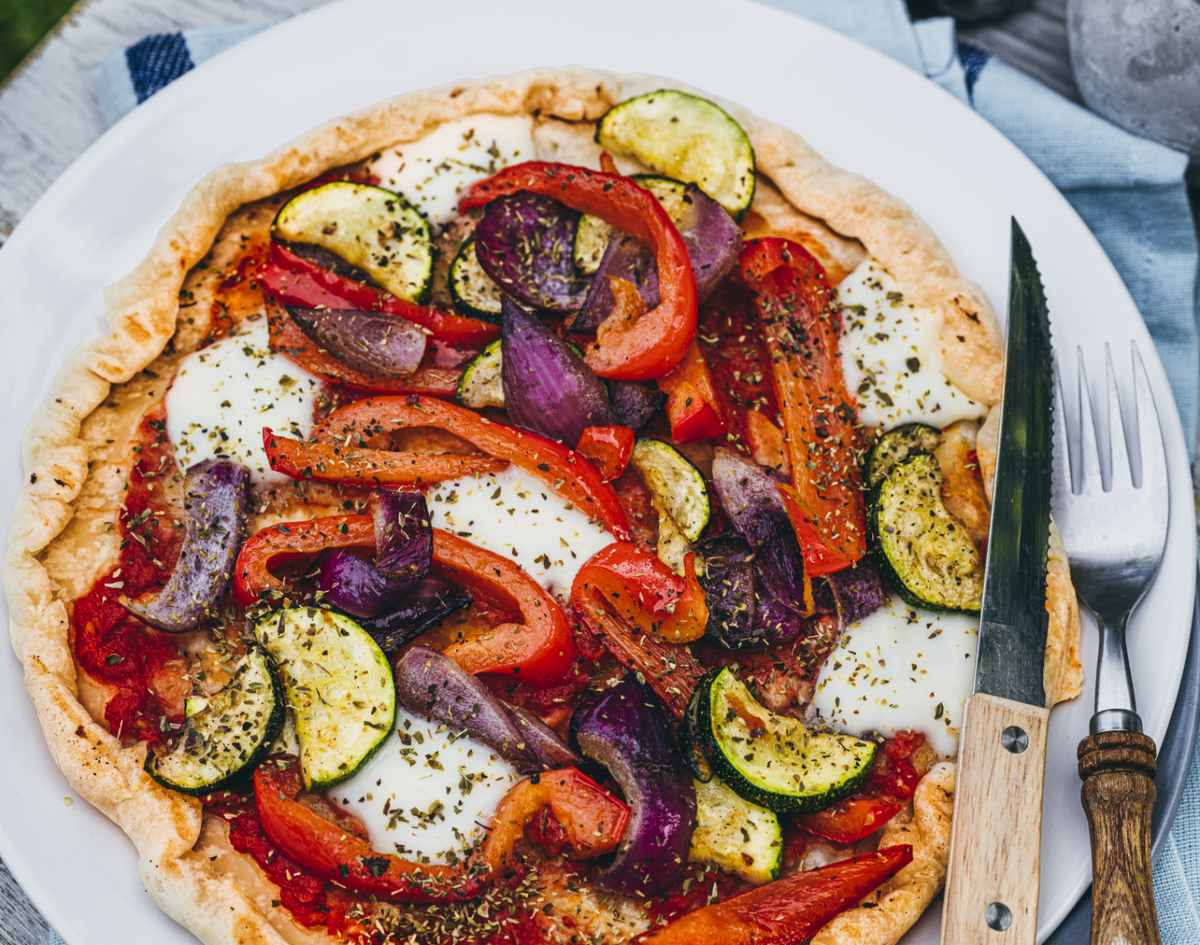 Knusprige Pizza vom Grill