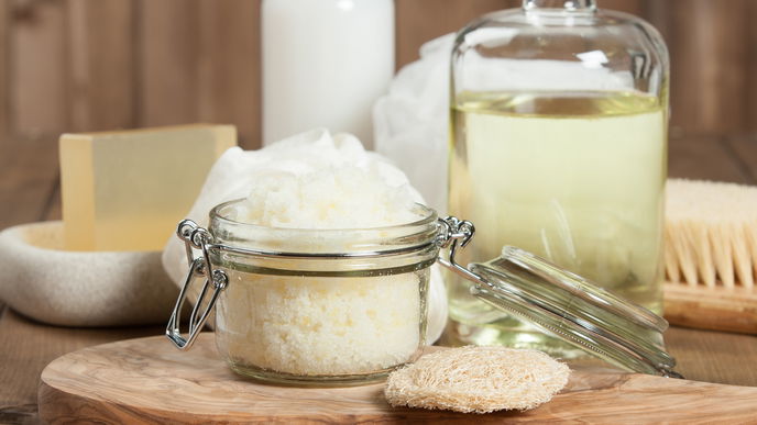 Pflegendes Handpeeling aus zwei Zutaten ganz einfach selber machen