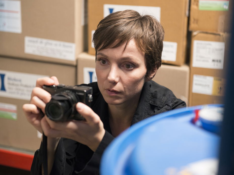Julia Koschitz im Film "Gift"
