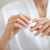Nagellack entfernen - mit diesen Hausmitteln klappt's genauso gut wie mit Nagellackentferner