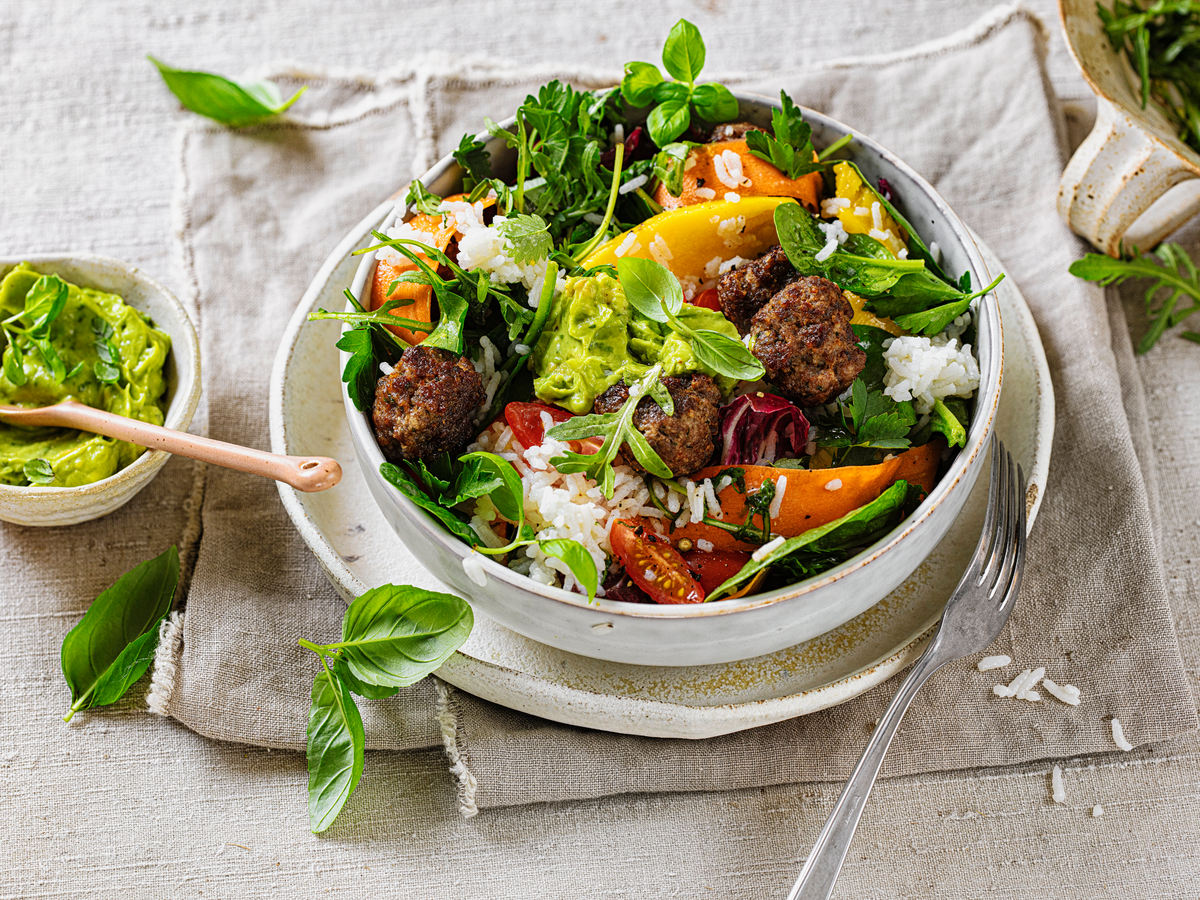Reissalat mit Hackfleisch
