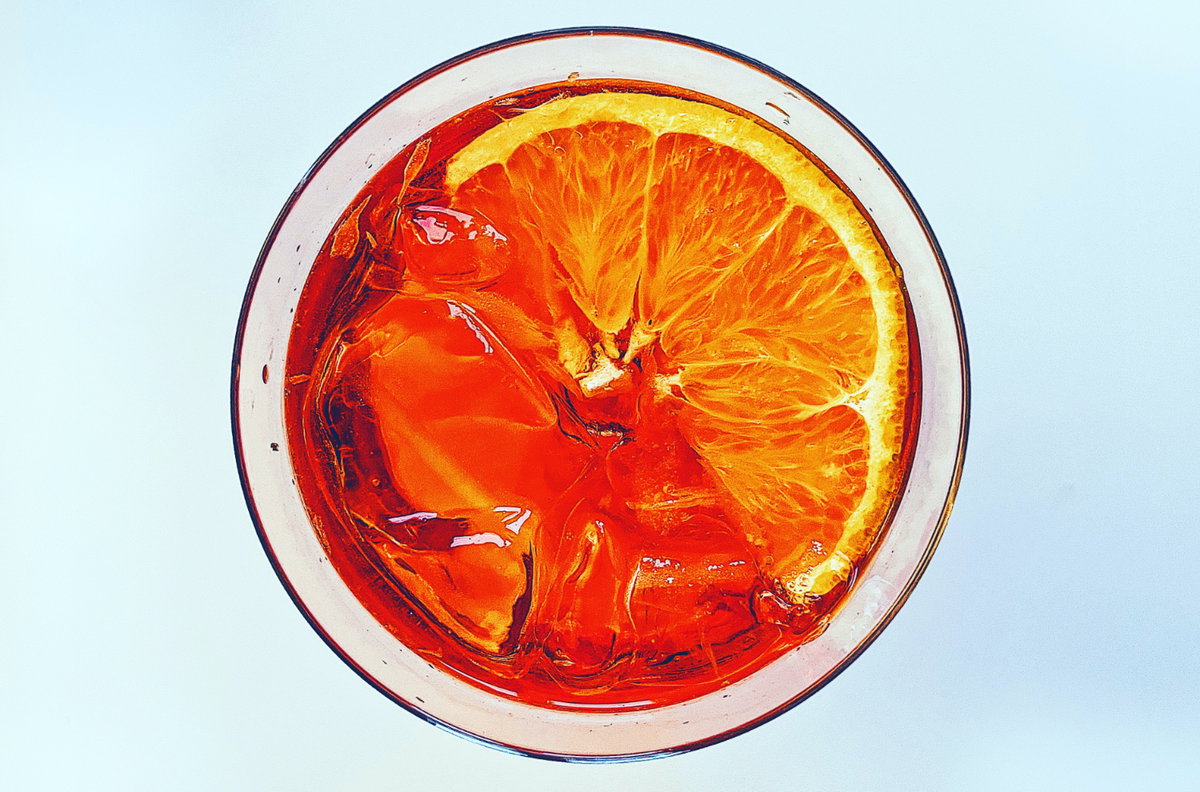Sommer-Cocktail Negroni Spritz