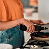 Gesund und hitzestabil: Diese Öle eignen sich am besten zum Braten, Dünsten, Backen oder im Salat