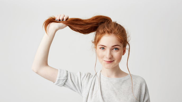 Dickere Haare bekommen mit diesen Produkten, Hausmitteln und Tipps