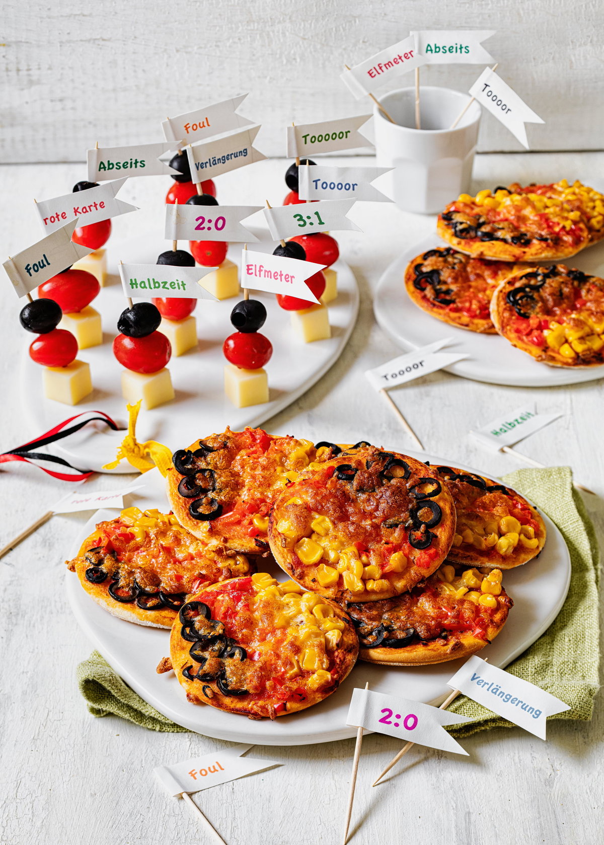 Halbzeit-Mini-Pizza und Deutschland-Spieße