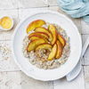 Rezept für lauwarmes Porridge mit Apfel und Zimt