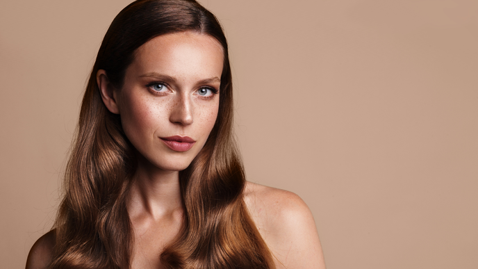 Haartransplantation für Frauen: Die Lösung für volles und gesundes Haar?