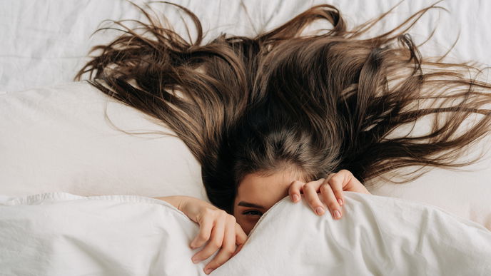 Haare nachts schützen mit diesen Tipps gegen Spliss und Trockenheit