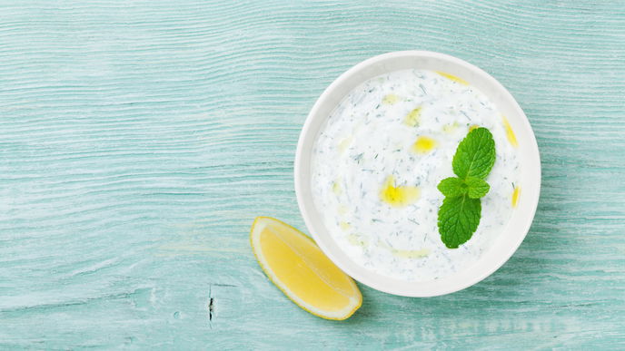 Joghurt-Dressing: Klassisches und schnelles Rezept