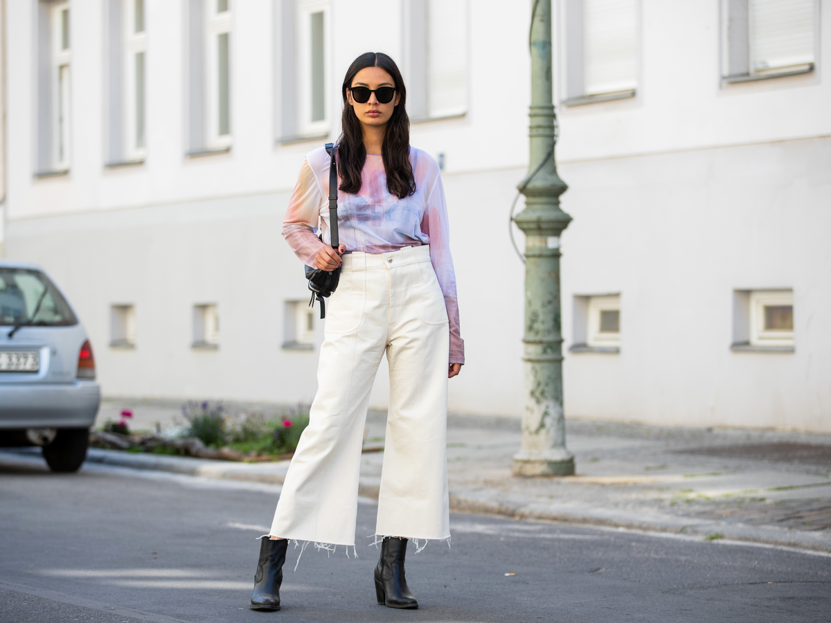 Streetstyle von Alyssa Cordes mit Culotte und Stiefeletten