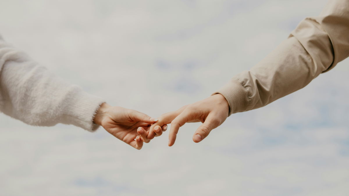 Emotionale Abhängigkeit lösen: So werden Ihre Partnerschaften und Freundschaften gesünder