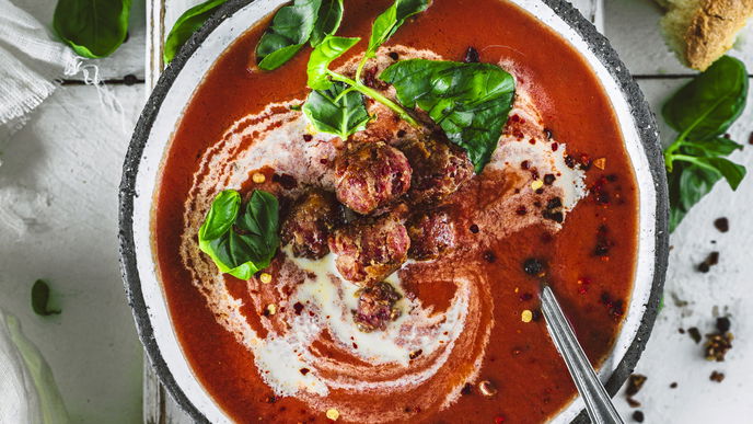 Rezept für schnelle Tomatensuppe mit Salsiccia