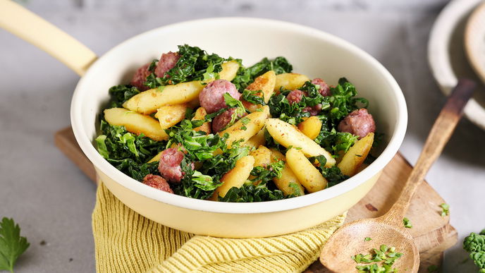 Rezept für Schupfnudelpfanne mit Salsiccia und Wirsing