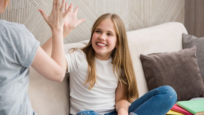Vom Kind zum Teenager: Wichtige Meilensteine beim Schulwechsel